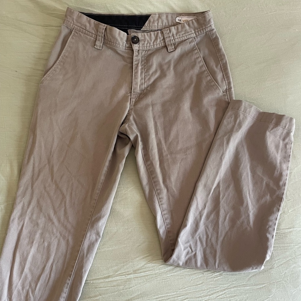 Volcom 28 true to this men’s khaki pants